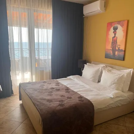 Sirena First Line Golden Sands