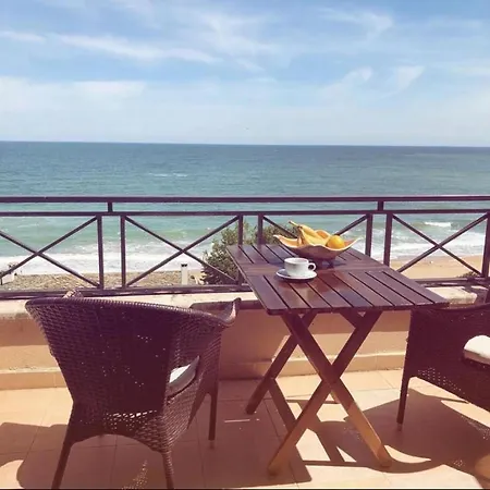 Sirena First Line Appartement